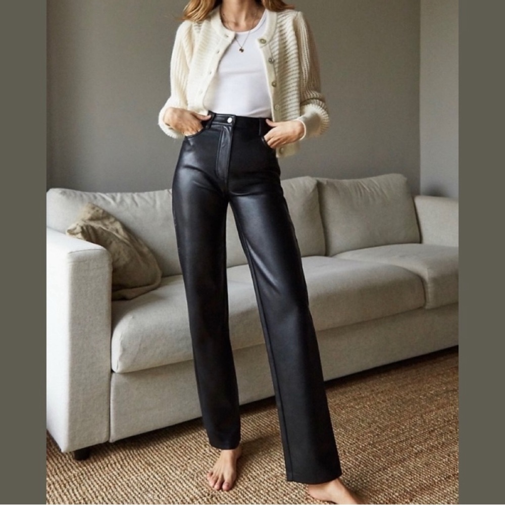 Aritzia Wilfred Melina black faux leather chic high waisted pants size 4
